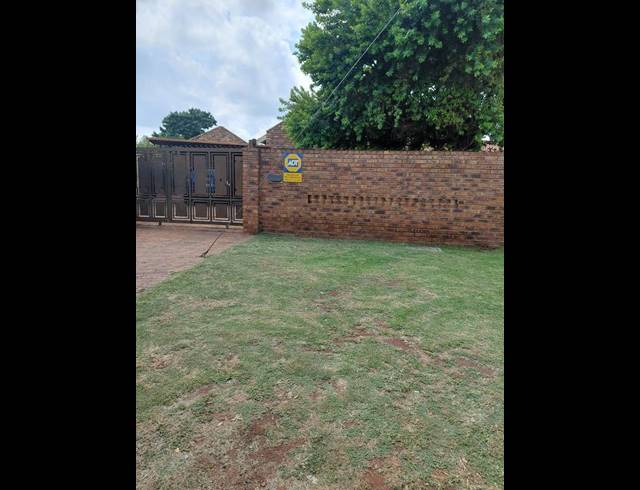 3 BEDROOM PROPERTY TO RENT IN CLAYVILLE